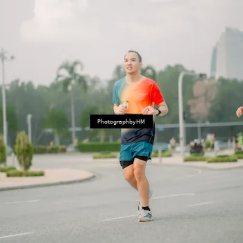 Runner Photo 6742549