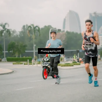 Runner Photo 6742562