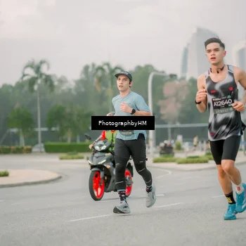 Runner Photo 6742569