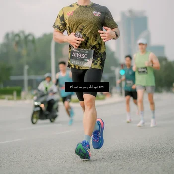 Runner Photo 6742577