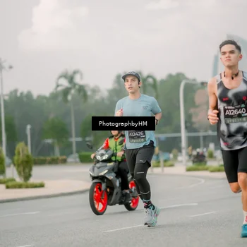 Runner Photo 6742580