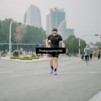 Runner Photo 6742605