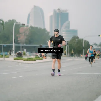 Runner Photo 6742611