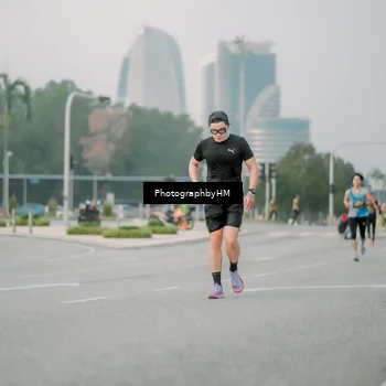 Runner Photo 6742612