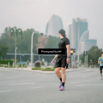 Runner Photo 6742626
