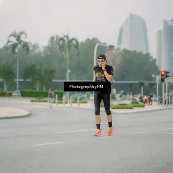 Runner Photo 6742675