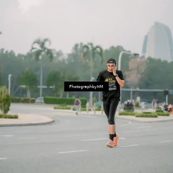 Runner Photo 6742679