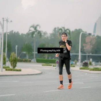 Runner Photo 6742681