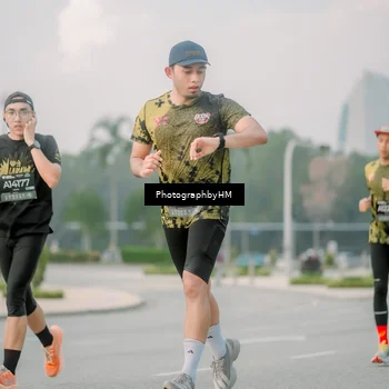 Runner Photo 6742692
