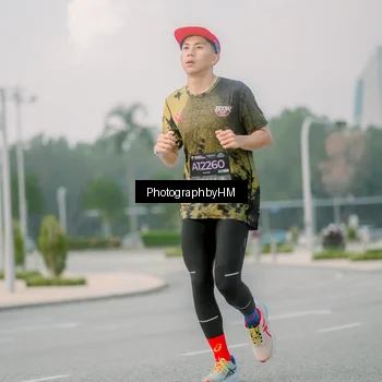 Runner Photo 6742702