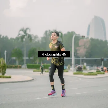 Runner Photo 6742743