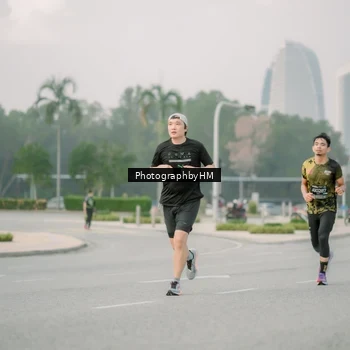 Runner Photo 6742744