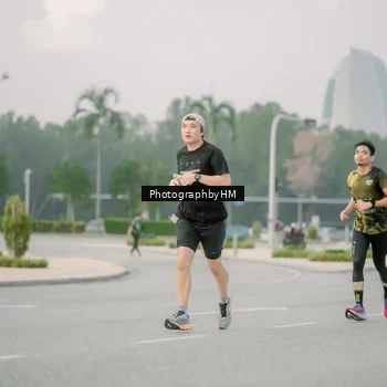 Runner Photo 6742746