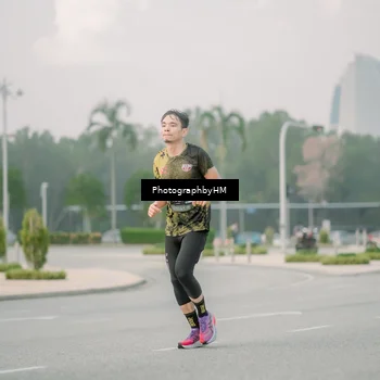 Runner Photo 6742750
