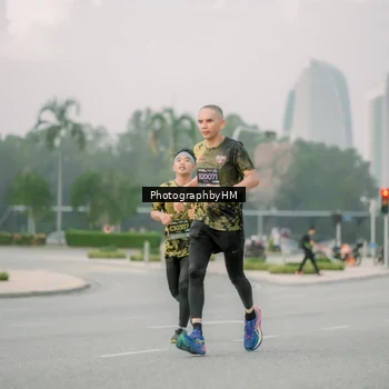 Runner Photo 6742763