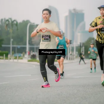 Runner Photo 6742770