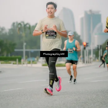 Runner Photo 6742775