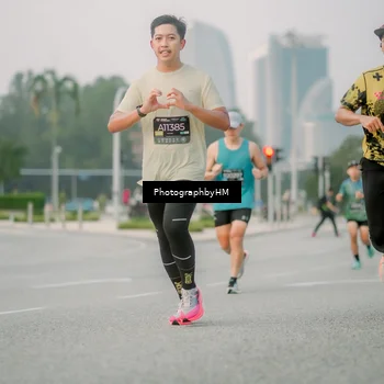 Runner Photo 6742776