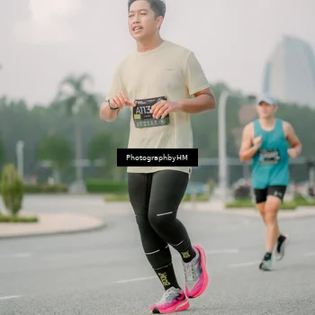 Runner Photo 6742789