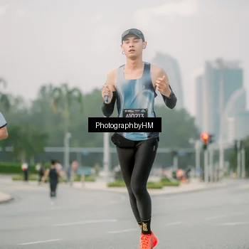 Runner Photo 6742824