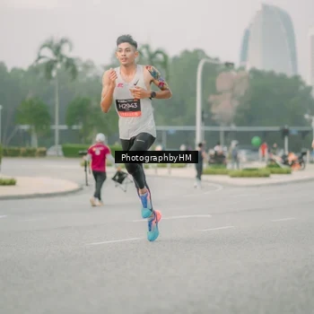 Runner Photo 6742861