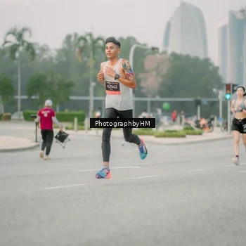 Runner Photo 6742862