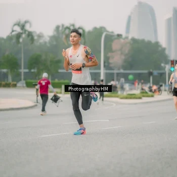 Runner Photo 6742874