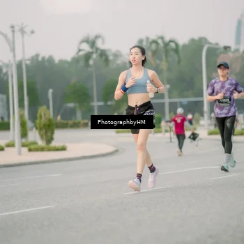 Runner Photo 6742884
