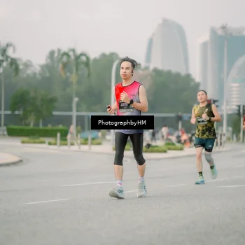 Runner Photo 6742905