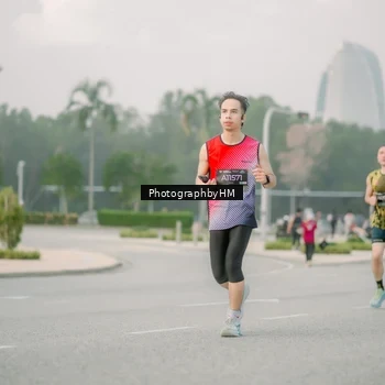 Runner Photo 6742911