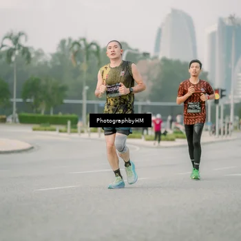Runner Photo 6742933