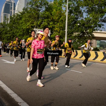 Runner Photo 6742953