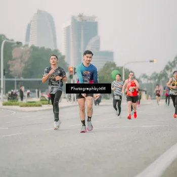 Runner Photo 6742955