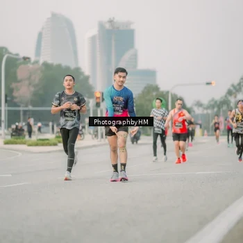 Runner Photo 6742970