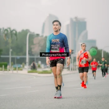 Runner Photo 6742978