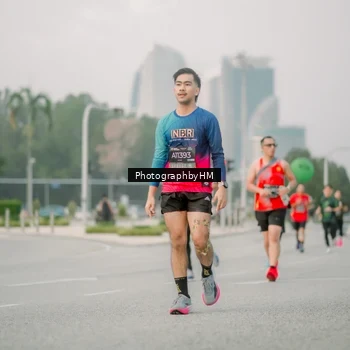 Runner Photo 6742987