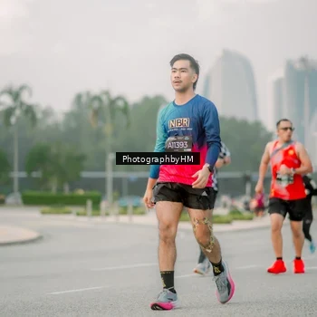 Runner Photo 6742994