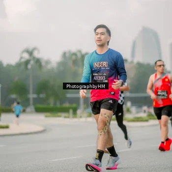 Runner Photo 6743000