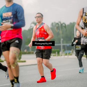 Runner Photo 6743012