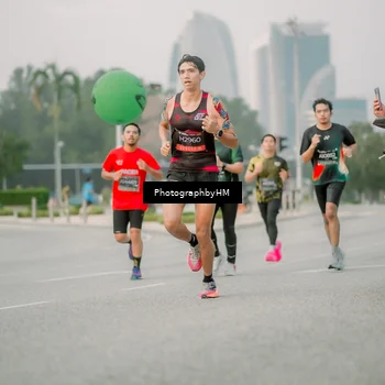 Runner Photo 6743014