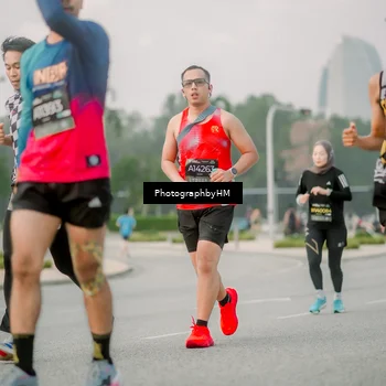 Runner Photo 6743020
