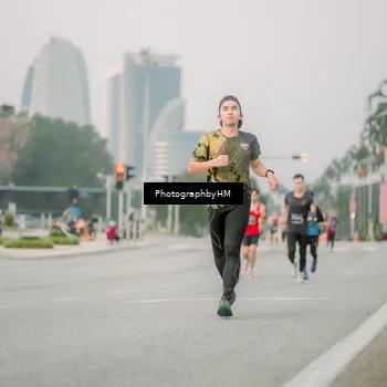 Runner Photo 6743042
