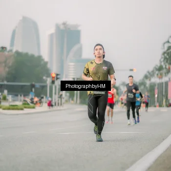 Runner Photo 6743058