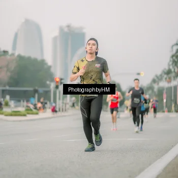 Runner Photo 6743062