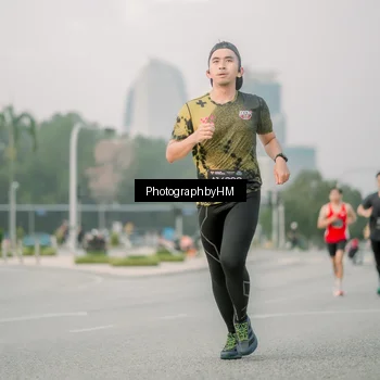 Runner Photo 6743065