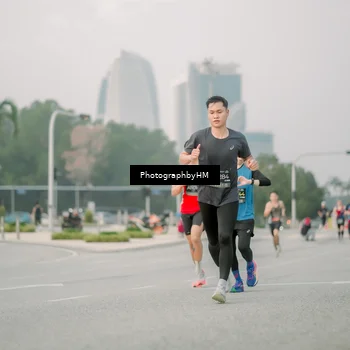 Runner Photo 6743079