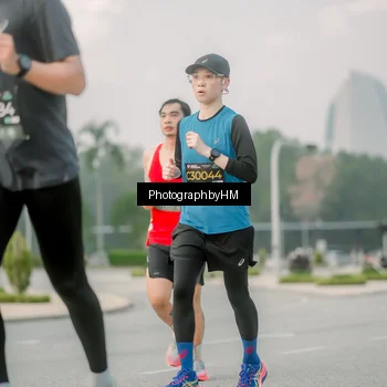 Runner Photo 6743116