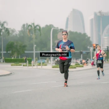 Runner Photo 6743128
