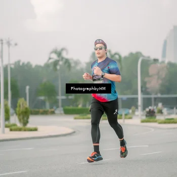 Runner Photo 6743136