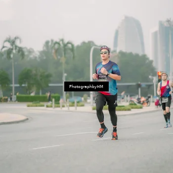Runner Photo 6743140